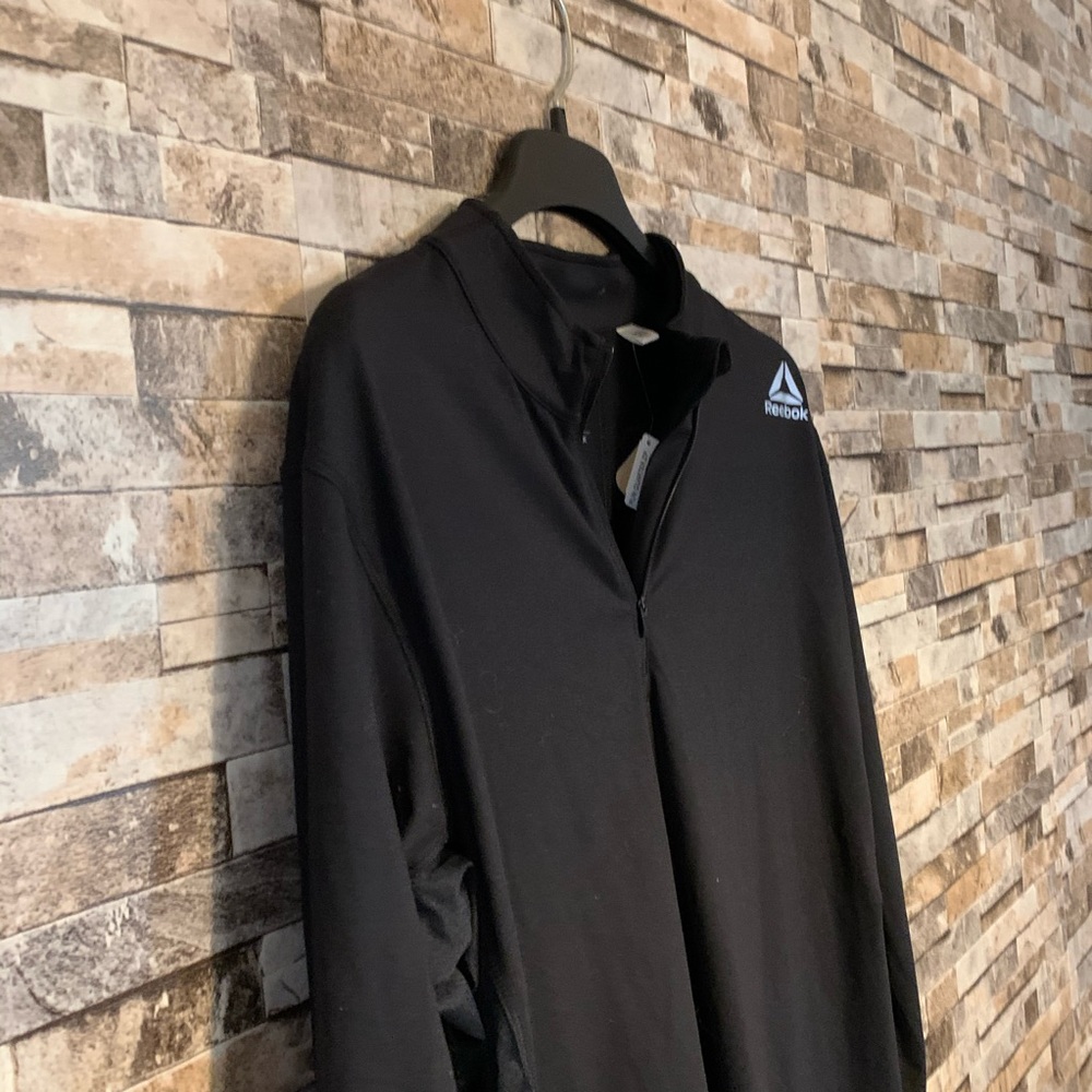 NWT Reebok Zip Up - Picture 3 of 7